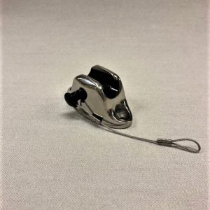 Tire bracket for ball joint with pin