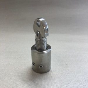 Raccordo terminale regolabile per tubi da 22 e 25 mm con un margine di regolazione di 35 mm