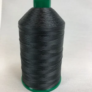 Spule mit dunkelgrauem Coats Dabond-Nähgarn