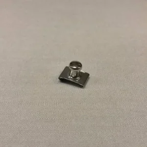 Clip per parabrezza da 22 mm con pulsante a molla