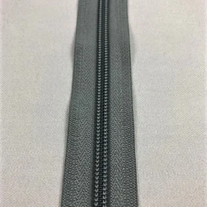 Cremallera YKK – Espiral – Gris